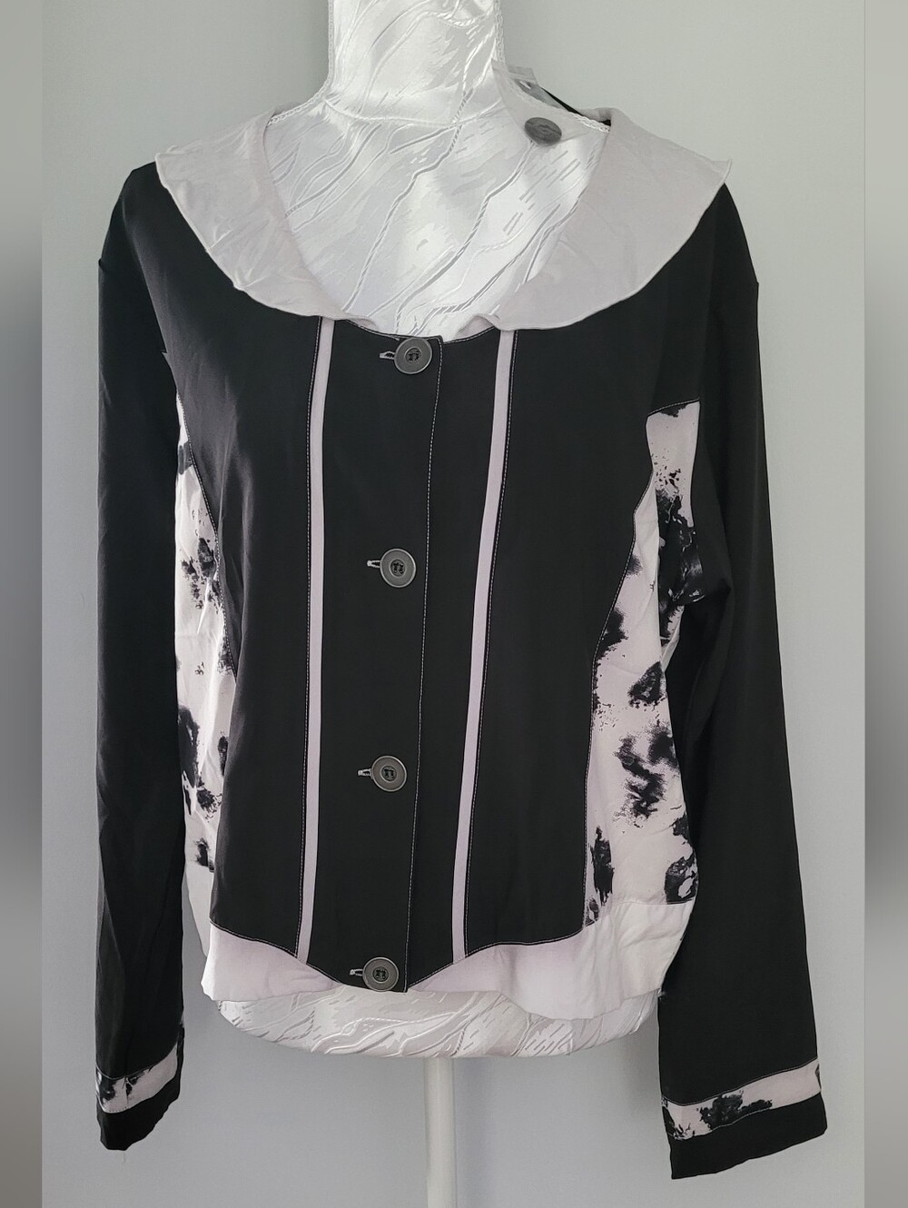 NWOT! Black & White Button-Front Blouse with Contrast Trim